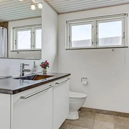 Atena - 50m From The Sea By Interhome